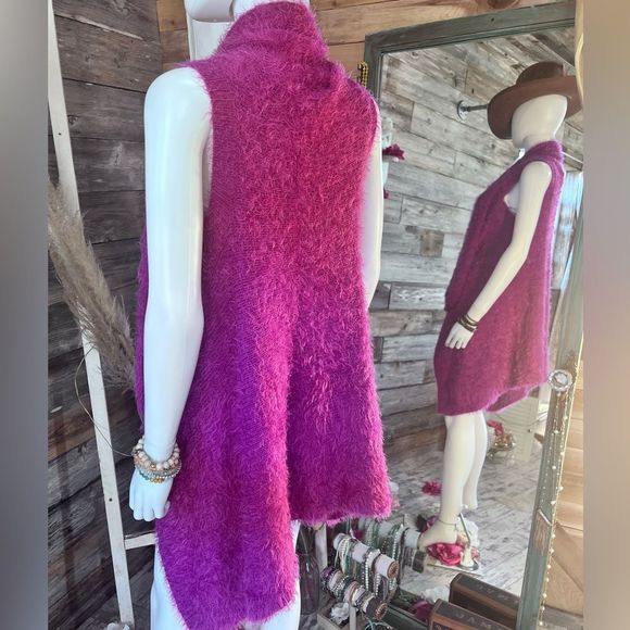 Heirloom Soft Fuzzy Asymmetrical Cowl Neck Shawl Tunic Length Vest M/L 💗 - Picture 6 of 8